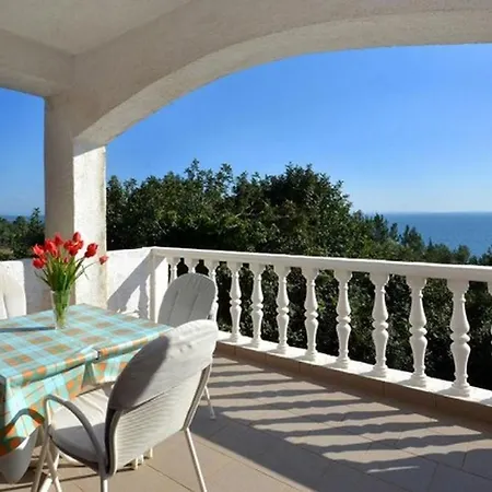 Apartment With A Parking Space Ivan Dolac, Hvar - 17778 *