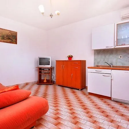 Apartmán With A Parking Space Ivan Dolac, Hvar - 17778 Jelsa (Hvar)