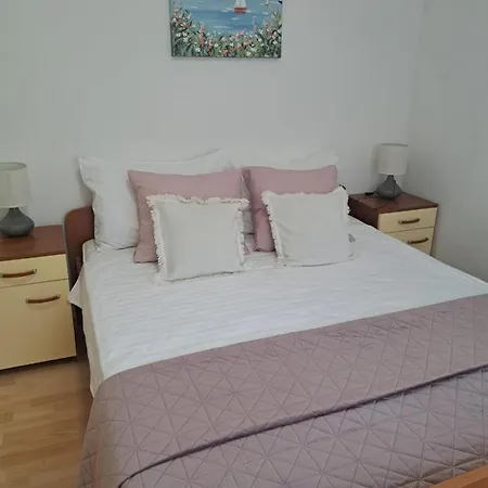 Apartament With Parking Space Ivan Dolac, Hvar - 17778 Jelsa (Hvar)