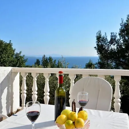 Апартаменты With Parking Space Ivan Dolac, Hvar - 17778 Елса